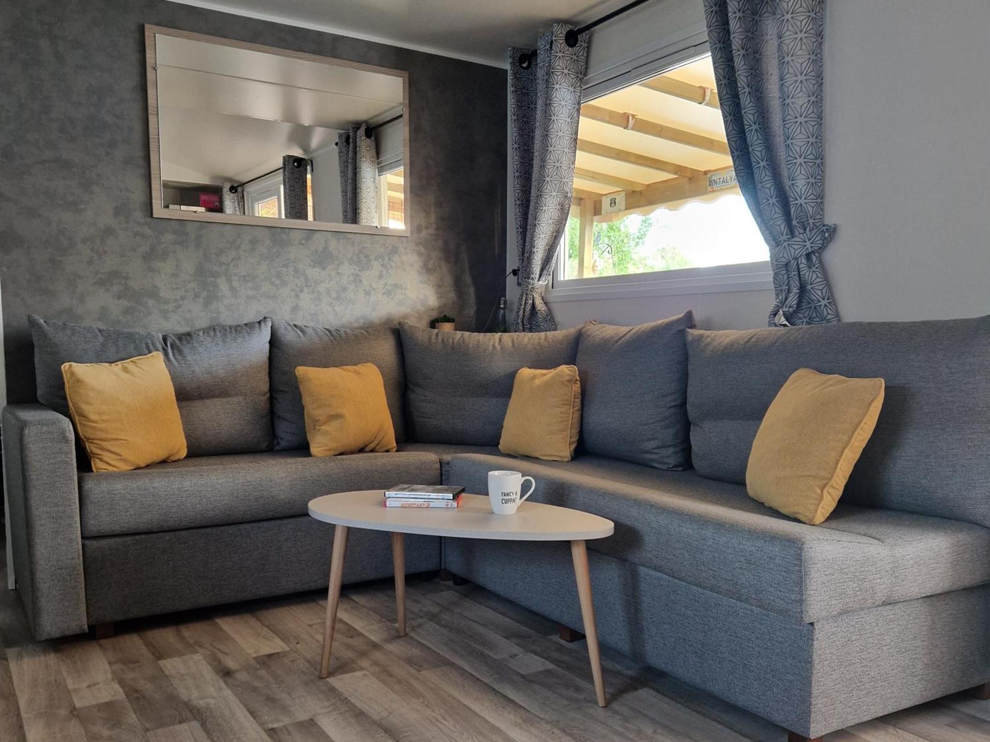 Camping La Carabasse Vias-Plage-T4 Climatise,Tout Confort, Emplacement Calme ! Quarto foto