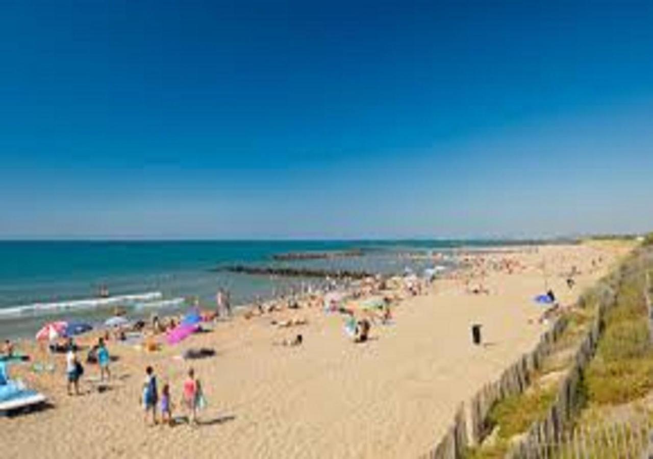 Camping La Carabasse Vias-Plage-T4 Climatise,Tout Confort, Emplacement Calme ! Exterior foto